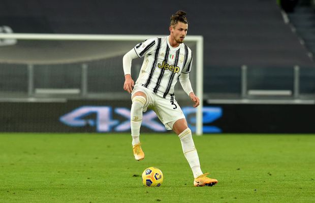 Un fost Balon de Aur vede un viitor strălucit pentru Radu Drăgușin: „Poate deveni un mare fundaș”