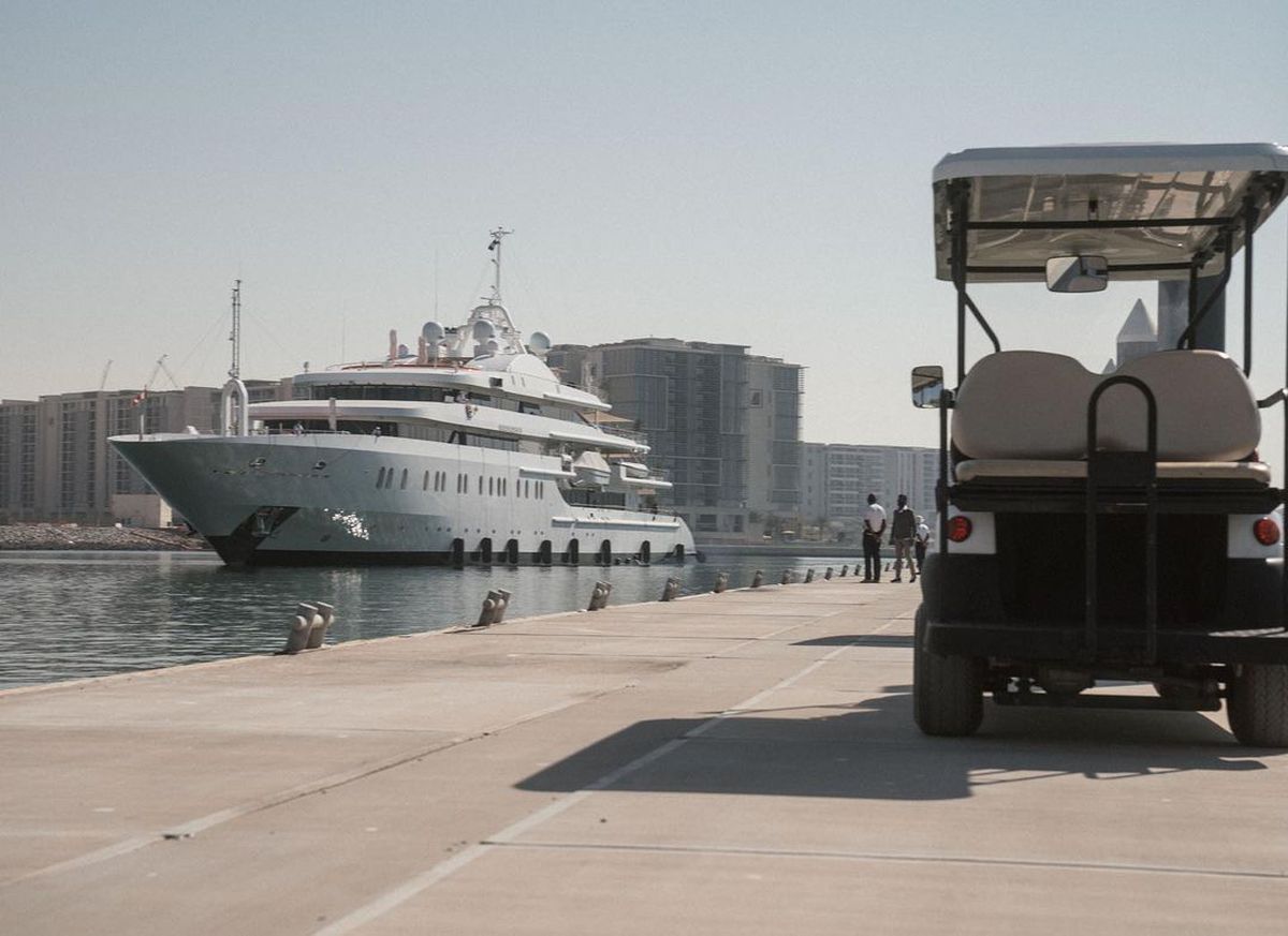 Conor McGregor, mesaj pentru un puști din România: „Doar cerul e limita! Hai, România!”