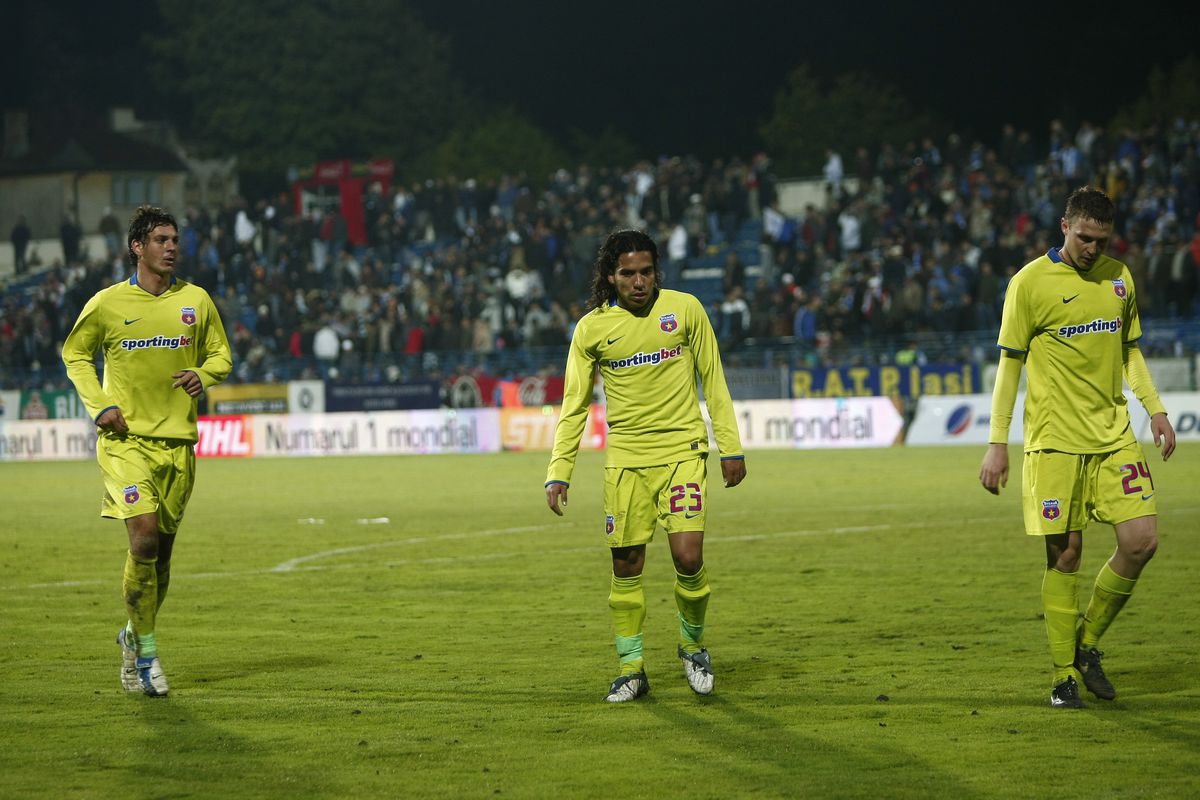 EXCLUSIV Cum a șocat vestiarul FCSB fostul fotbalist de 1,75 de milioane al lui Becali: „Mereu făcea așa după duș. Doi litri de cremă, o ducea la extrem”