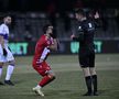 Cosmin Matei i-a cerut explicaţii lui Bîrsan, dar arbitrul nu l-a băgat în seamă FOTO: Cristi Preda