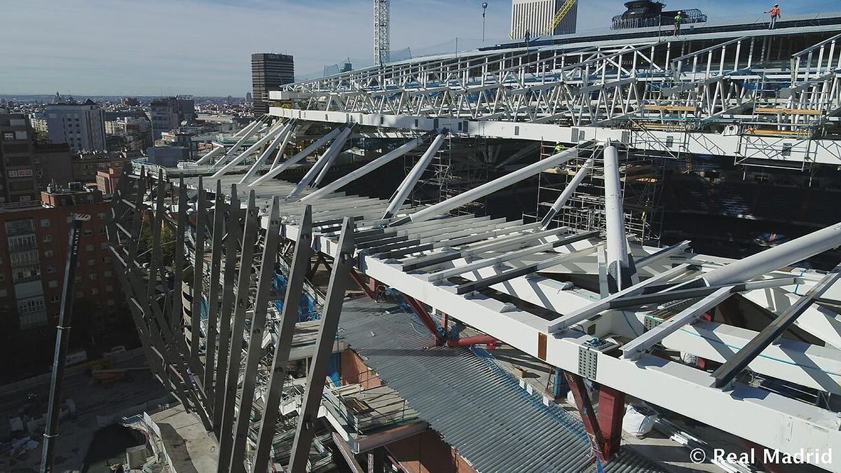 Se vede OZN-ul! Noul Santiago Bernabeu lasă cu gura căscată orice iubitor al fotbalului