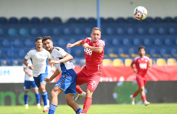 A plecat de la Dinamo și dezvăluie ce s-a întâmplat în vestiar: „De asta am refuzat să ne urcăm în autocar” + „Burcă e un mincinos”