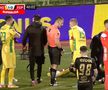 Faultul comis de Constantin Budescu în CS Mioveni - Petrolul // foto: captură DigiSport