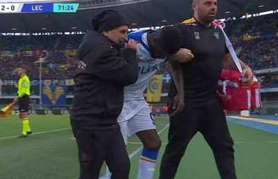 Accidentare gravă în Serie A » A părăsit terenul în lacrimi