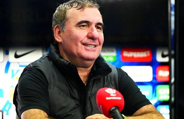 Gică Hagi a avut un remarcat-surpriză după Craiova - Farul: „Joacă 3 posturi, în apărare, la mijloc și în atac”