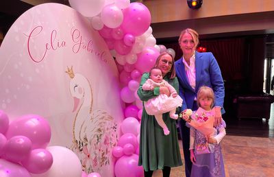 Camelia Potec şi-a botezat cea de a doua fetiţă. Gabriela Szabo a fost nașa. Elisabeta Lipă, prezentă la eveniment