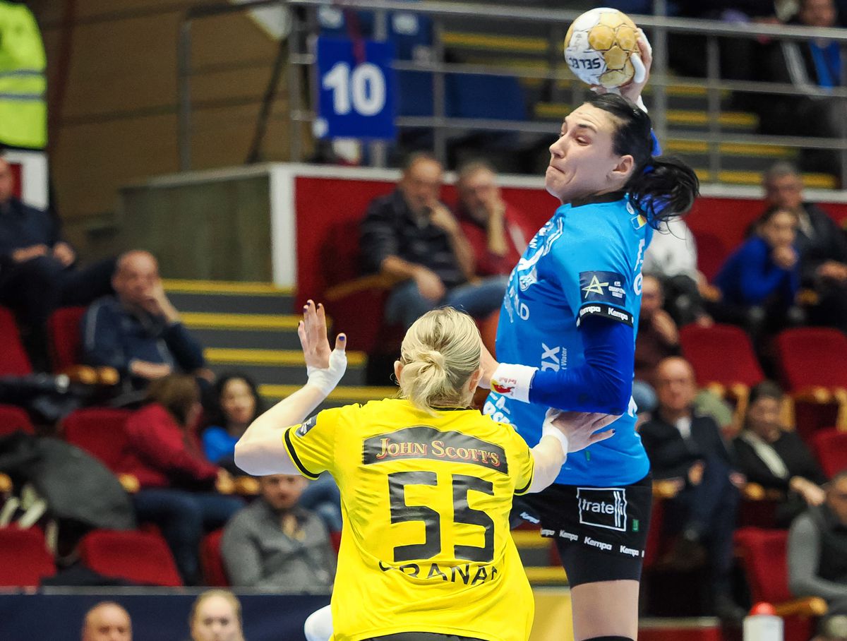 CSM București - Savehof