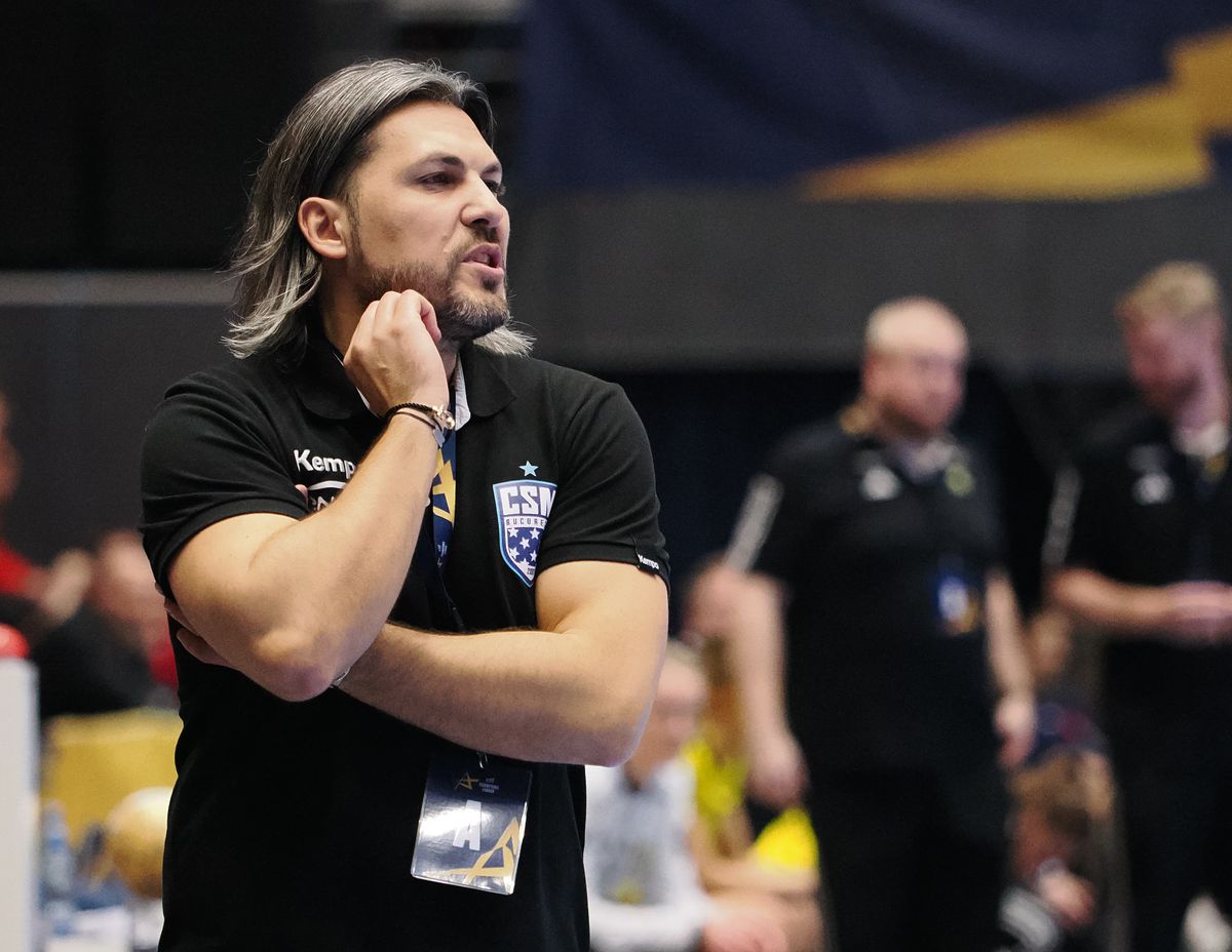 CSM București - Savehof » Victorie fără emoții pentru „Tigroaice”