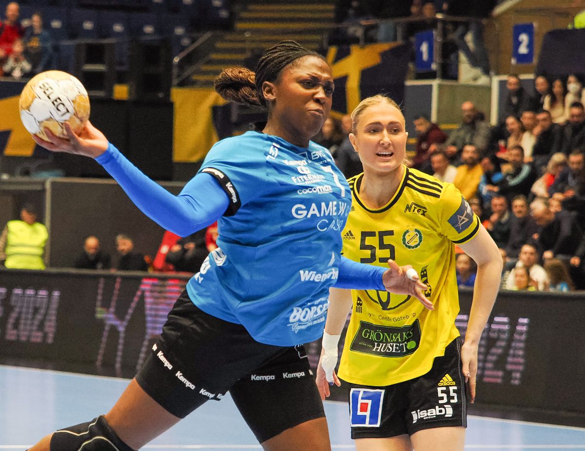 CSM București - Savehof » Victorie fără emoții pentru „Tigroaice”