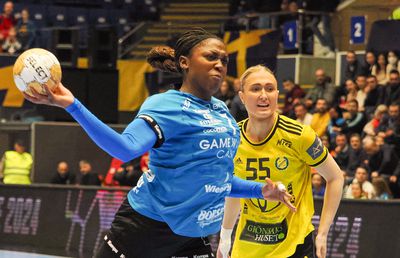 CSM București - Savehof » Victorie fără emoții pentru „Tigroaice”