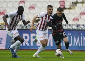 Românii, în prim-plan la Gaziantep: 4 titulari, gol Drăguș, assist  și „roșu” Maxim » Șumudică, 4 meciuri la rând fără victorie!