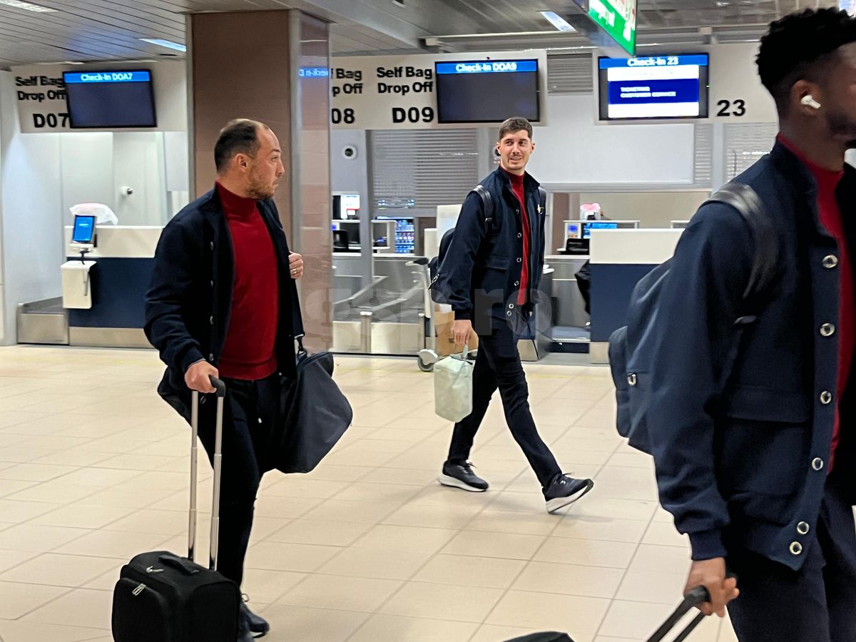 FCSB, deplasare de 3.000 km! Imagini de la plecarea campioanei în Azerbaidjan » Titularul anunțat de Becali, absent