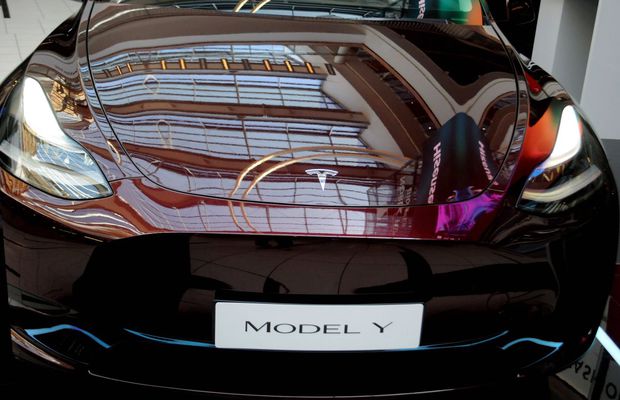 Tesla apasă pedala în China: cum arată noul Model Y, propus pentru a opri ofensiva Xiaomi