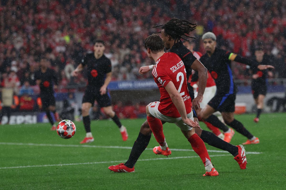 Benfica - Barcelona, meci cu desfășurare ULUITOARE în Liga Campionilor » 9 goluri, gafe de cascadorii râsului și o REMONTADA incredibilă!