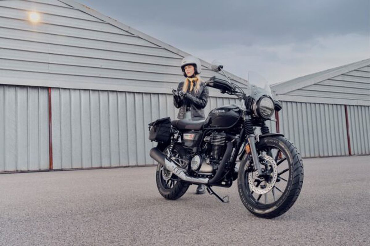 Honda a lansat modelul GB350S, o motocicletă adaptată cerințelor permisului A2