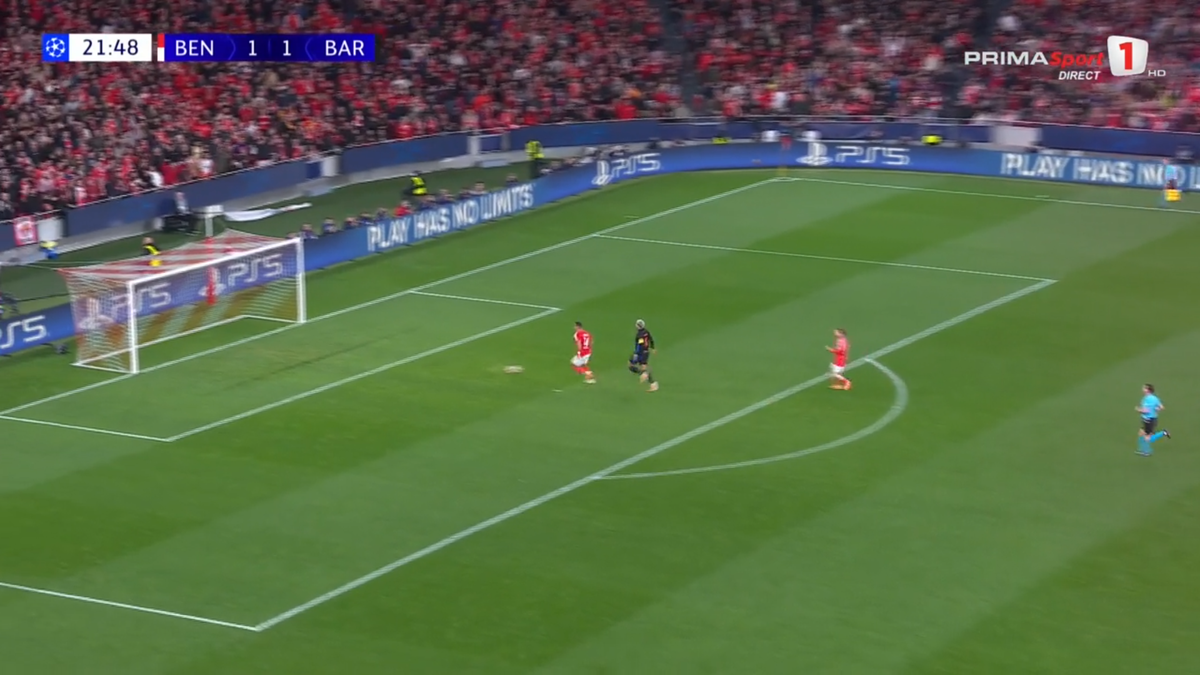 Repriză groaznică pentru fotbalistul Barcelonei » A făcut meciul praf în doar 8 minute