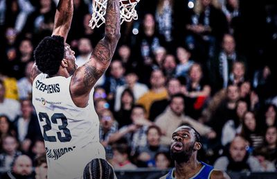 Ce victorie pentru U-BT Cluj-Napoca în EuroCup! Trupa lui Mihai Silvășan i-a surclasat pe turci și este aproape de playoff » DJ Seeley, prestație ireală