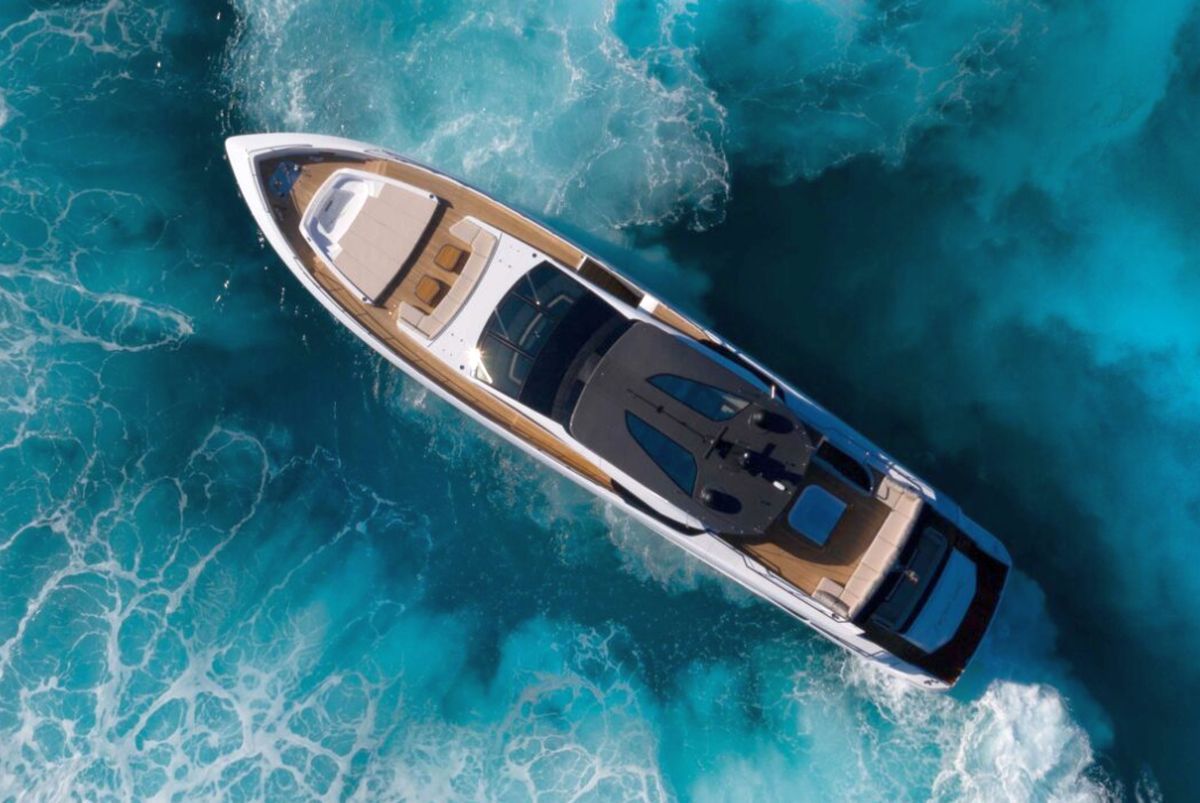 Max Verstappen şi-a cumpărat un iaht de lux. Foto: mangustayachts.com