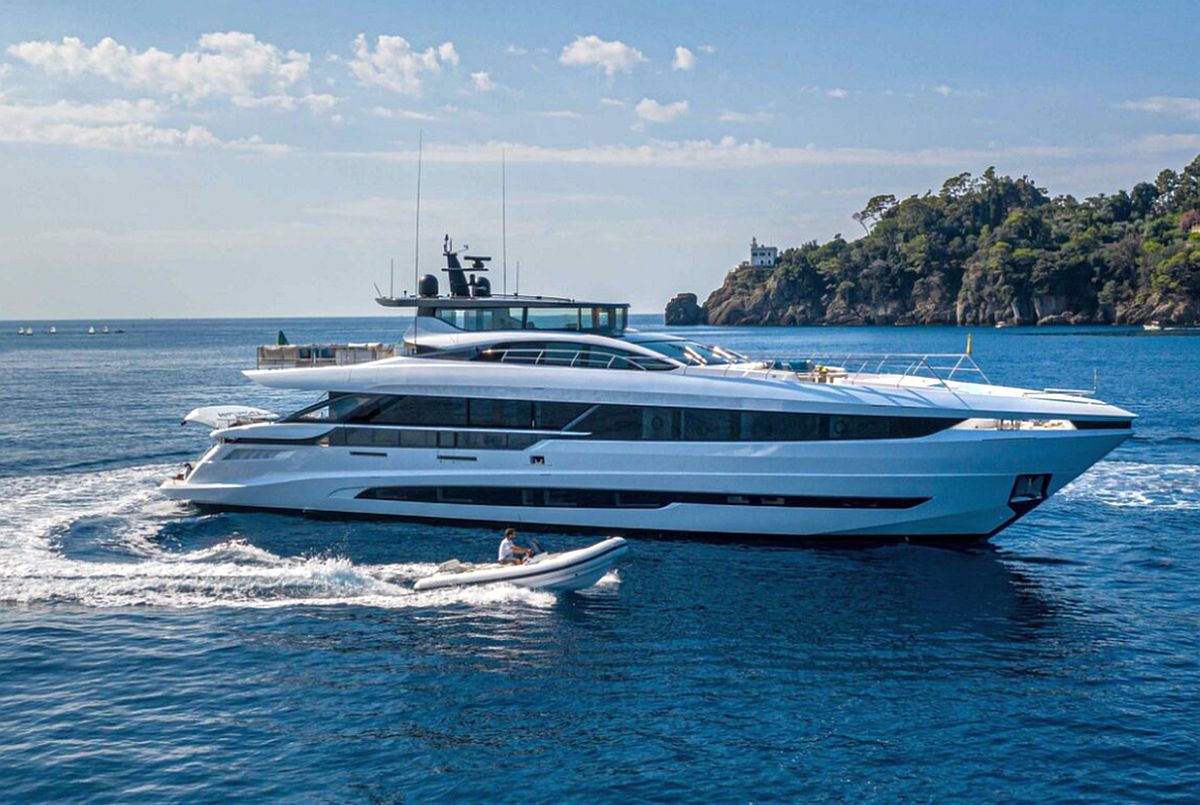 Max Verstappen şi-a cumpărat un iaht de lux. Foto: mangustayachts.com