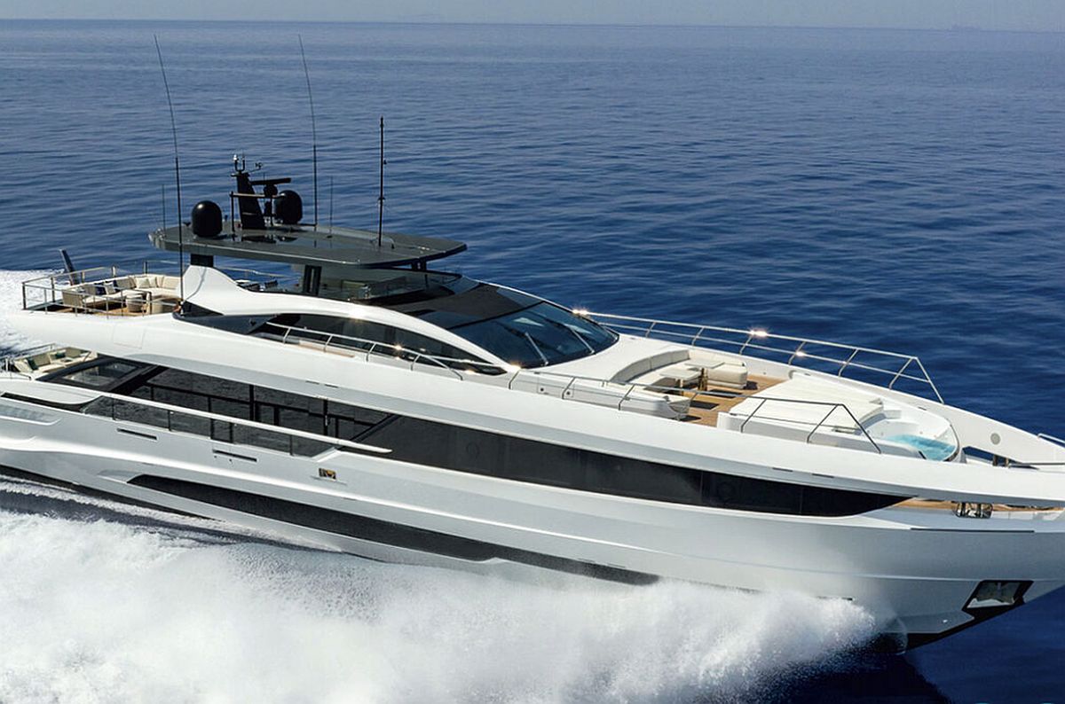 Max Verstappen şi-a cumpărat un iaht de lux. Foto: mangustayachts.com