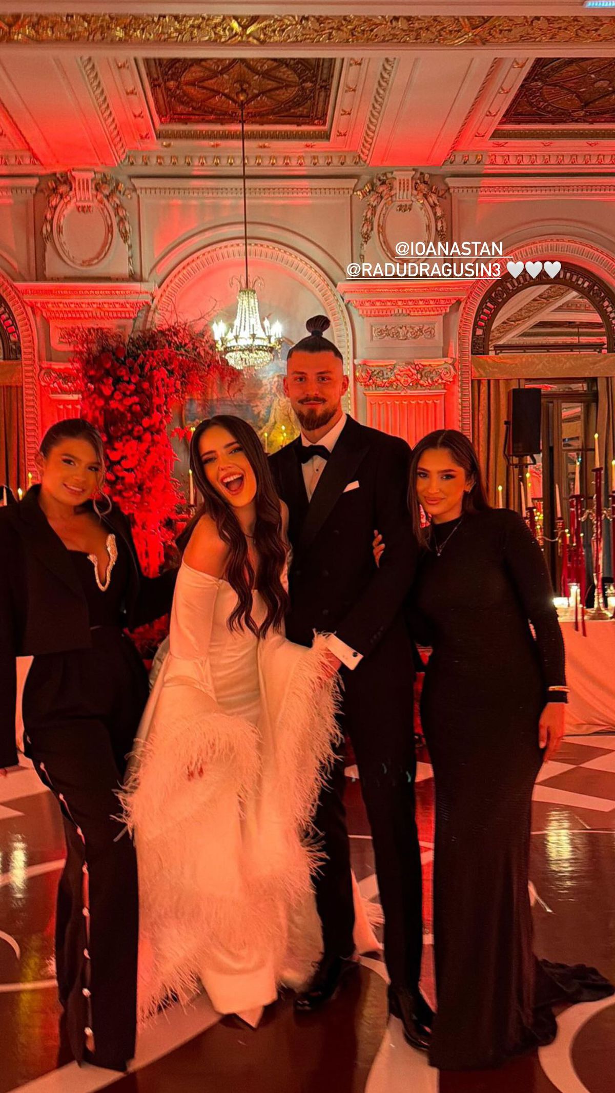 „Love my girls” » A furat toate privirile la petrecerea de logodnă a lui Radu Drăgușin, la Athenee Palace
