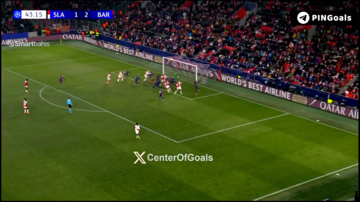 Robert Lewandowski și-a dat autogol, iar Slavia Praga a râs de el