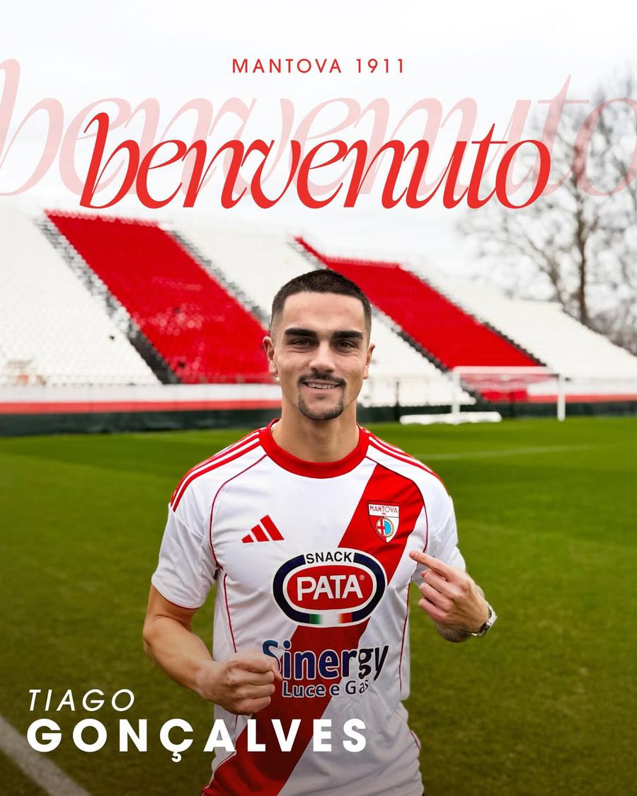 Fotbalistul pe care Rapid și Craiova s-au bătut în vară a semnat acum: „Bun venit!”