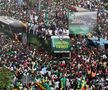Jucătorii naționalei din Senegal au săbătorit pe străzi triumful de la Cupa Africii / foto: Reuters
