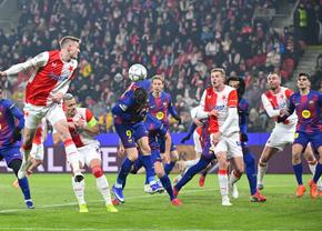 Ce meci! Ce execuții! Șase goluri în Slavia Praga - Barcelona » Două goluri diferență, catalanii au nevoie de victorie pentru a rămâne în cursa pentru top 8