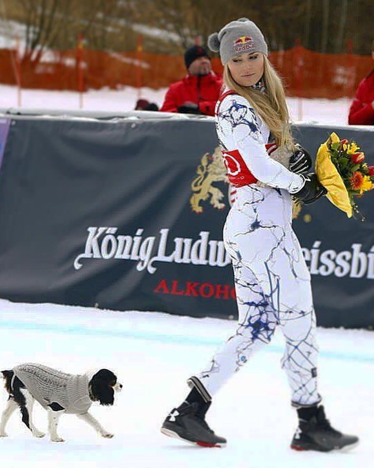 Lindsey Vonn a intrat în trendul „2016” și a „rupt” internetul cu imaginile postate: „Ședința noastră cu body paint”