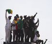 Jucătorii naționalei din Senegal au săbătorit pe străzi triumful de la Cupa Africii / foto: AP News