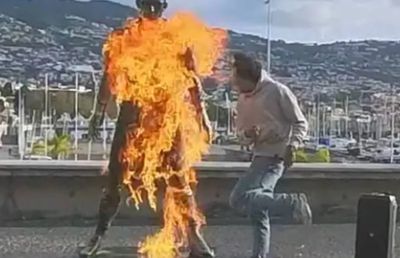 I-a incendiat statuia lui Cristiano Ronaldo » „Acesta este ultimul avertisment al lui Dumnezeu”