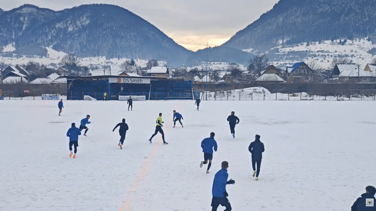Amical Olimpic Zărnești - CSM Vaslui / Foto: capturi de ecran