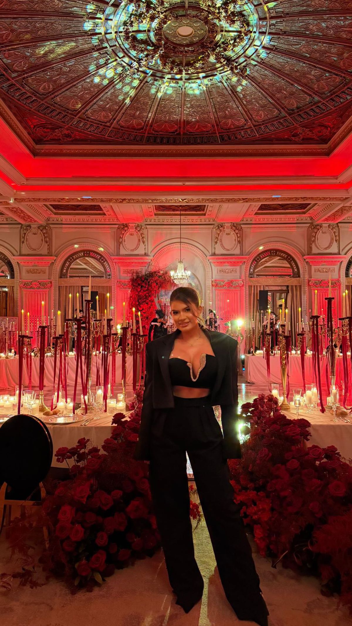 „Love my girls” » A furat toate privirile la petrecerea de logodnă a lui Radu Drăgușin, la Athenee Palace