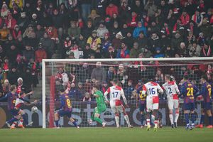 Surpriză în Slavia Praga - Barcelona » Catalanii sunt conduși în meciul decisiv din cursa pentru top 8