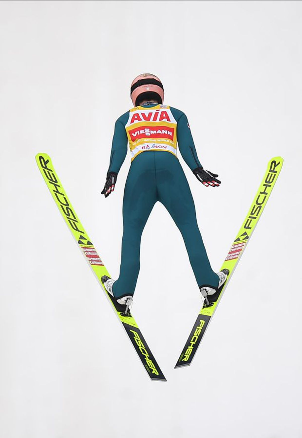 FOTO Imagini spectaculoase » Victorie germană la Râșnov! Karl Geiger s-a impus în etapa de Cupă Mondială