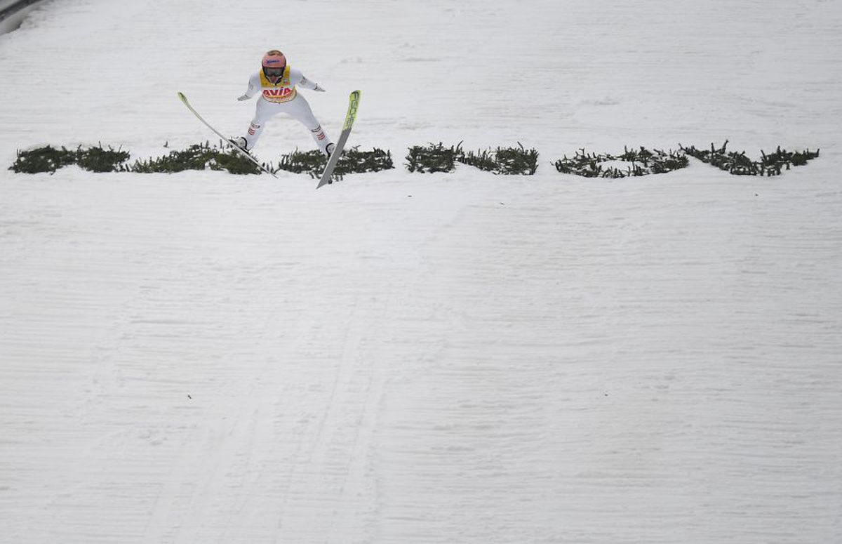 FOTO Imagini spectaculoase » Victorie germană la Râșnov! Karl Geiger s-a impus în etapa de Cupă Mondială