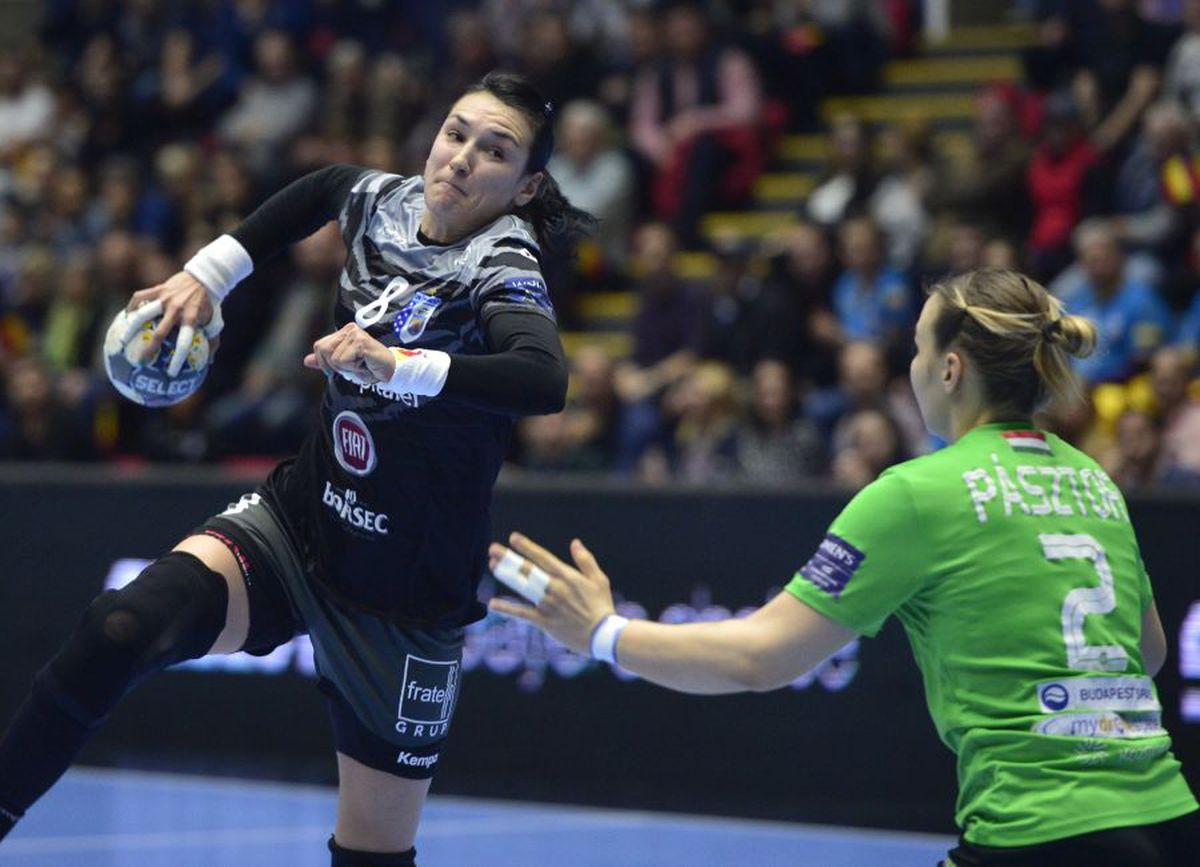 CSM BUCUREȘTI - FERENCVAROS 27-24 // Cristina Neagu vrea să aducă Liga Campionilor în România: „Mă bucur că am rămas, putem ajunge departe împreună”