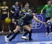 CSM BUCUREȘTI - FERENCVAROS 27-24 // Cristina Neagu vrea să aducă Liga Campionilor în România: „Mă bucur că am rămas, putem ajunge departe împreună”