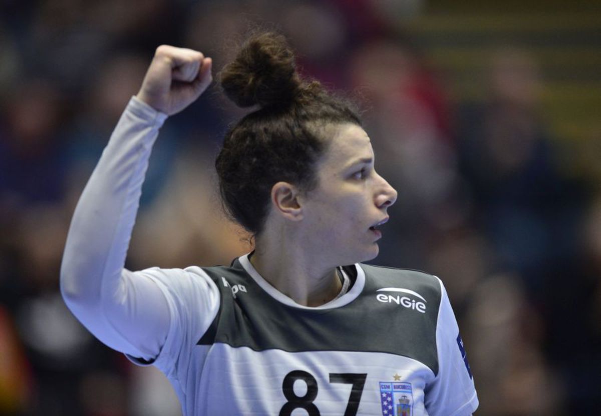 CSM BUCUREȘTI - FERENCVAROS 27-24 // „Tigroaicele” au făcut un pas mare spre „sferturile” Ligii Campionilor! Neagu și Cvijic, cele mai bune de pe teren