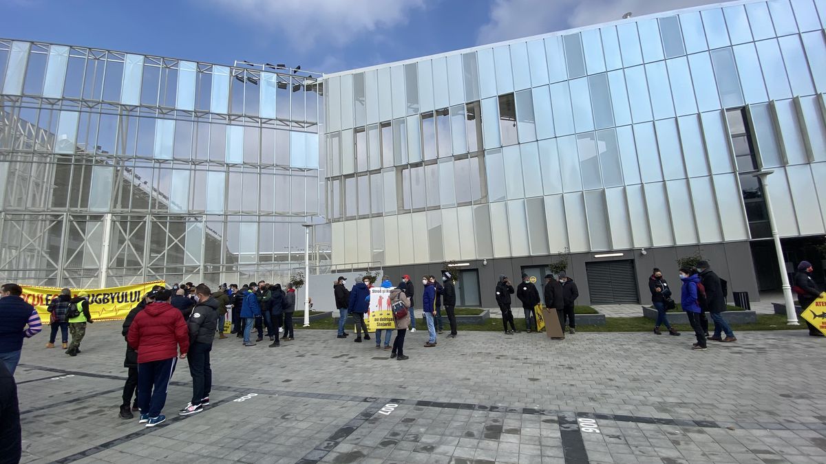 Protest Arcul de Triumf - 21.02.2020