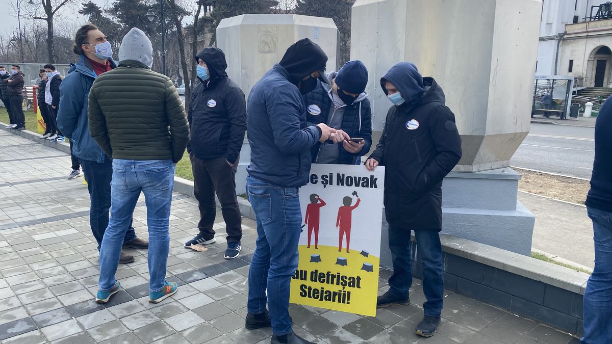 Protest Arcul de Triumf - 21.02.2020
