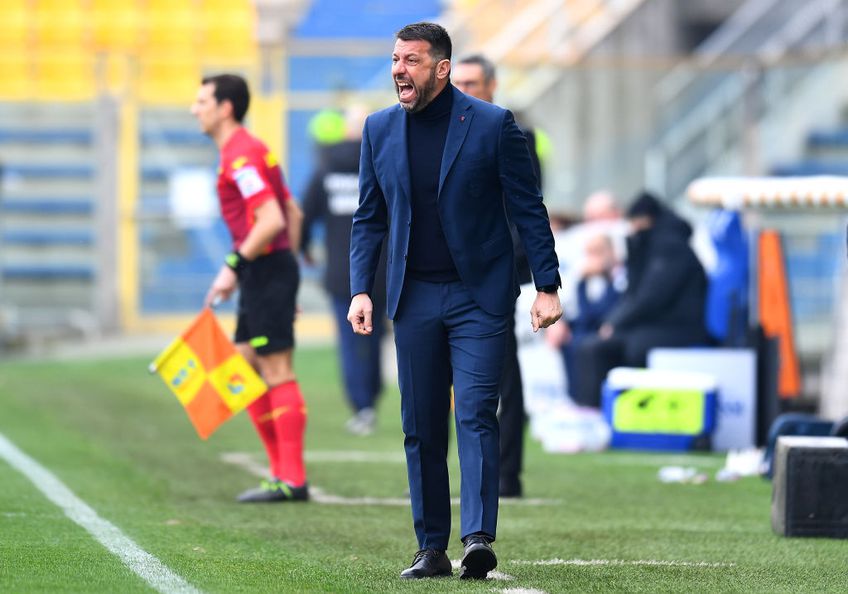 Roberto D'Aversa (45 de ani) a lăsat să se înțeleagă faptul că Gervinho și Jasmin Kurtić au fost lăsați în afara lotului din motive disciplinare.