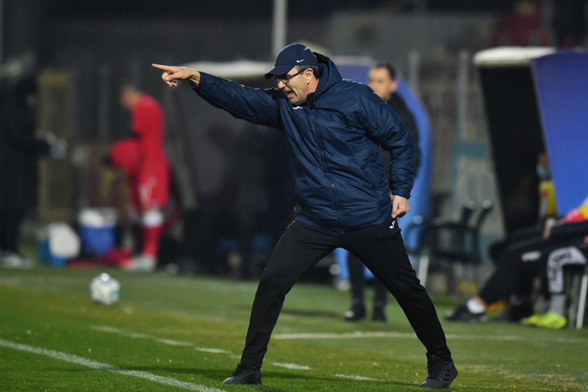 Scandal incredibil în vestiarul lui Dinamo! Doi fotbaliști pedepsiți pentru o farsă macabră la adresa lui Nepomuceno: „Nu se face așa ceva”