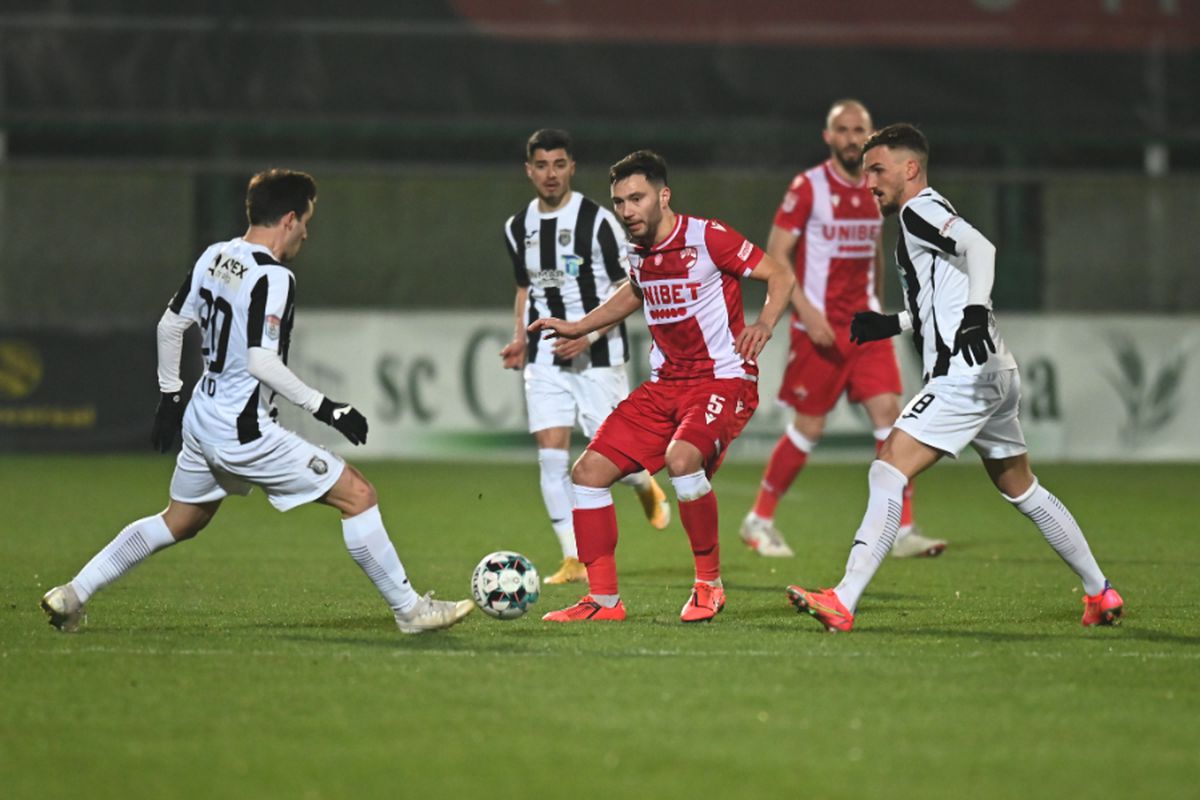 Fanii lui Dinamo sunt de neoprit! Ce se întâmplă la meciul cu Viitorul