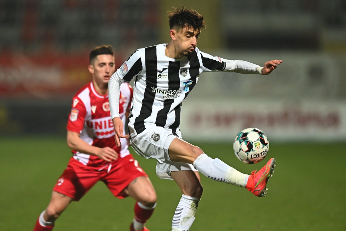 Jucătorii lui Dinamo, luați la țintă de o legendă a clubului: „Nu își dau interesul, cu Astra nu au vrut să alerge”