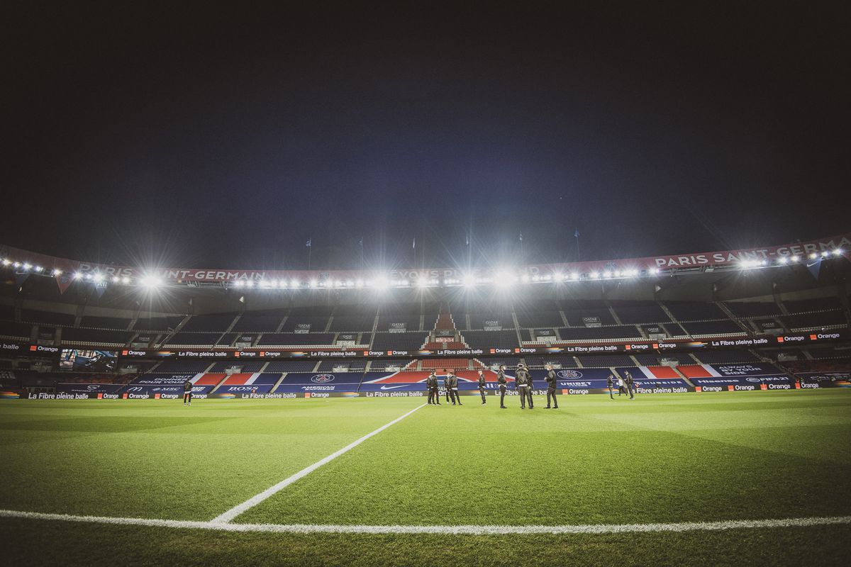 Mbappe a tras toate gloanțele cu Barcelona, iar PSG riscă să rateze titlul în Franța! Monaco, lecție de fotbal pe Parc des Princes