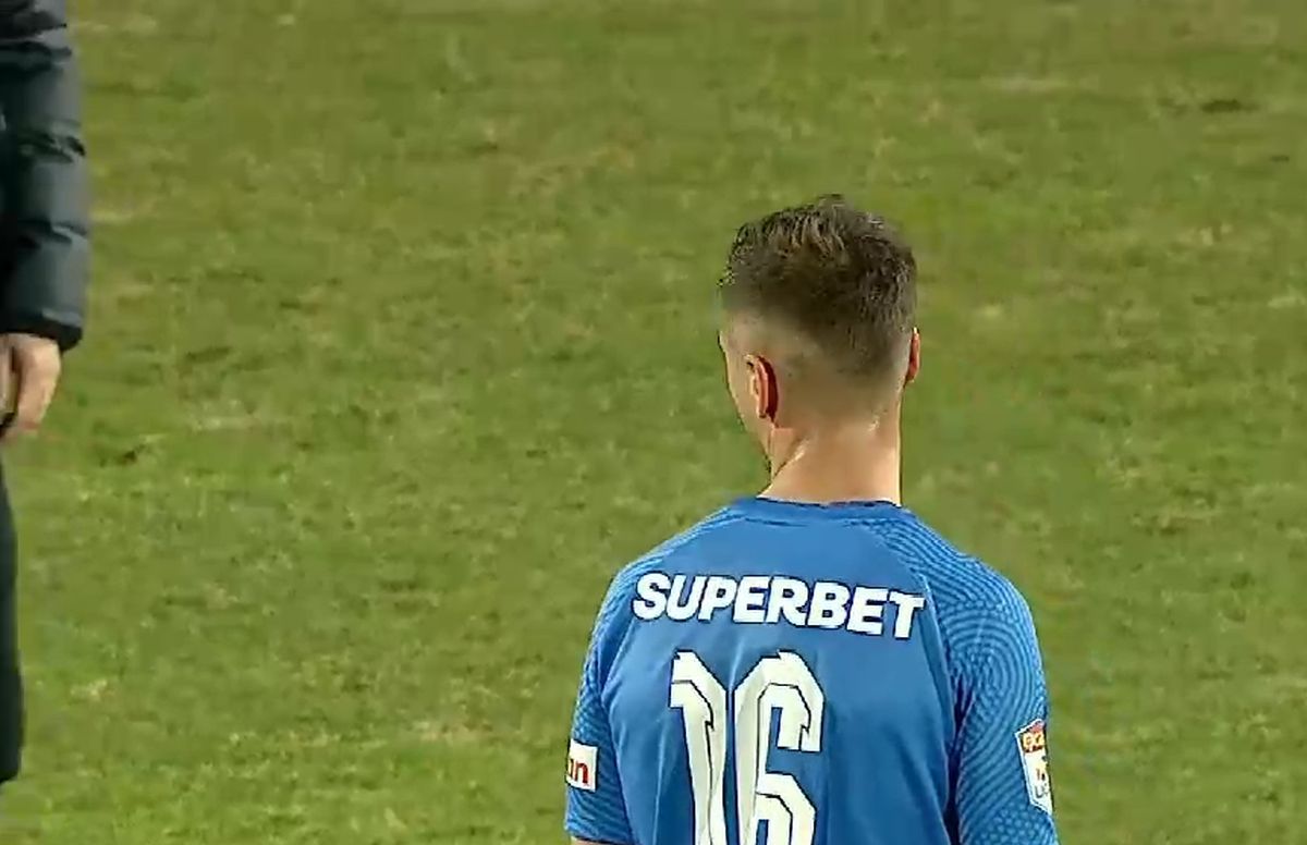 Dragoș Nedelcu, certat de Gică Hagi după Farul - FC Argeș 0-1 / FOTO: Capturi @TV Digi Sport 1