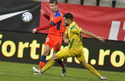 Strategie de transferuri ciudată la FCSB: „L-am văzut și mi-a plăcut. Ăsta cu B... Ce joacă? Îl facem fundaș central”