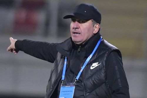 Farul - FC Argeș 0-1. Gheorghe Hagi, managerul dobrogenilor, a acuzat la final arbitrajul, jocul echipei și a criticat randamentul lui Michael Omoh, schimbat pentru al 3-lea joc consecutiv la pauză.